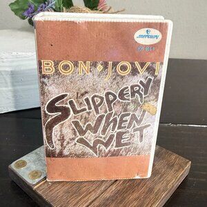 Bon Jovi Slippery When Wet Rare Orig Cassette Tape India Clamshell 1998